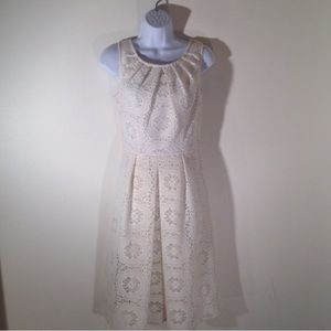 Adrianna Papell White Lace Dress 10